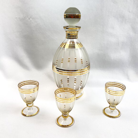 Frosted Vintage Glass Decanter Set Gold Striped with Stopper & 3 Stemmed Glasses - Picture 3 of 11